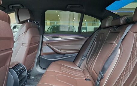 BMW 5 серия, 2019 год, 4 499 000 рублей, 15 фотография