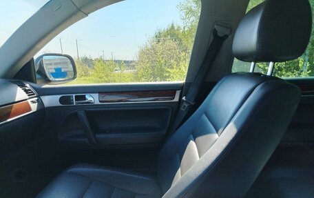 Volkswagen Touareg III, 2004 год, 750 000 рублей, 5 фотография