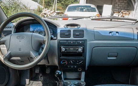 KIA Rio II, 2003 год, 400 000 рублей, 27 фотография