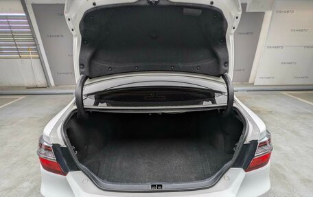 Toyota Camry, 2017 год, 1 895 000 рублей, 5 фотография