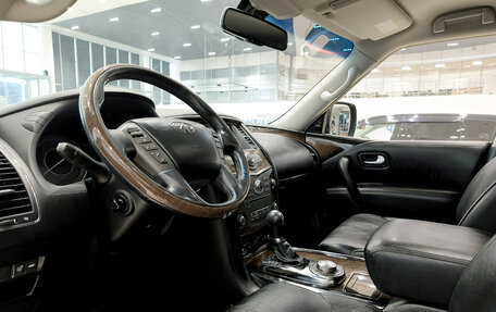Infiniti QX56, 2013 год, 1 850 000 рублей, 20 фотография