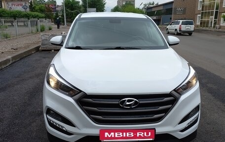 Hyundai Tucson III, 2018 год, 2 050 000 рублей, 4 фотография