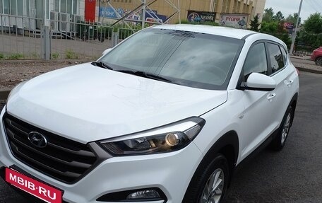 Hyundai Tucson III, 2018 год, 2 050 000 рублей, 8 фотография