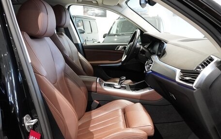 BMW X5, 2019 год, 5 800 000 рублей, 13 фотография