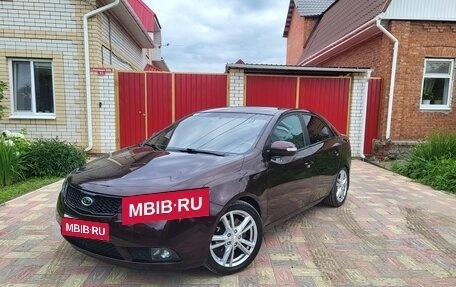 KIA Cerato III, 2010 год, 895 000 рублей, 2 фотография