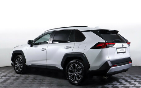 Toyota RAV4, 2024 год, 3 949 000 рублей, 7 фотография