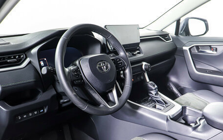 Toyota RAV4, 2024 год, 3 949 000 рублей, 14 фотография