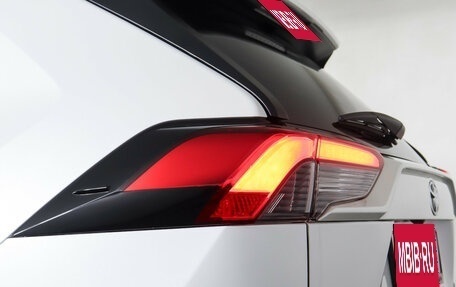 Toyota RAV4, 2024 год, 3 949 000 рублей, 27 фотография