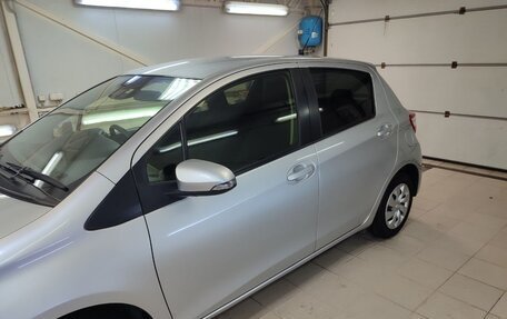 Toyota Vitz, 2019 год, 950 000 рублей, 2 фотография