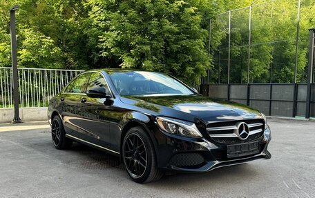 Mercedes-Benz C-Класс, 2017 год, 2 590 000 рублей, 4 фотография