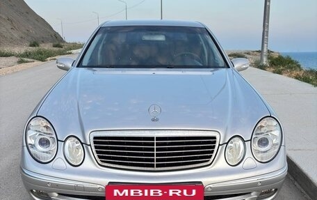 Mercedes-Benz E-Класс, 2005 год, 1 350 000 рублей, 2 фотография
