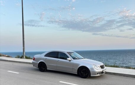 Mercedes-Benz E-Класс, 2005 год, 1 350 000 рублей, 9 фотография