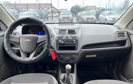 Chevrolet Cobalt II, 2013 год, 690 000 рублей, 2 фотография