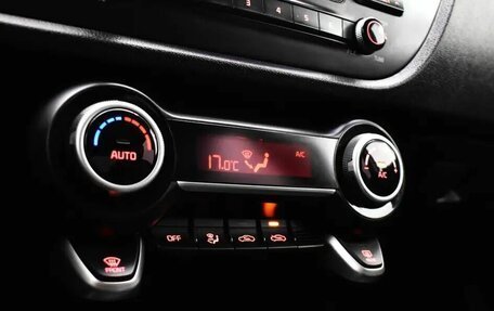 KIA Rio IV, 2019 год, 1 555 000 рублей, 7 фотография