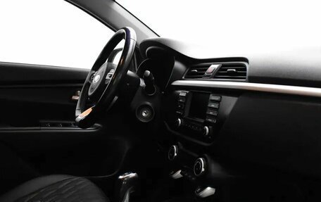 KIA Rio IV, 2019 год, 1 555 000 рублей, 12 фотография
