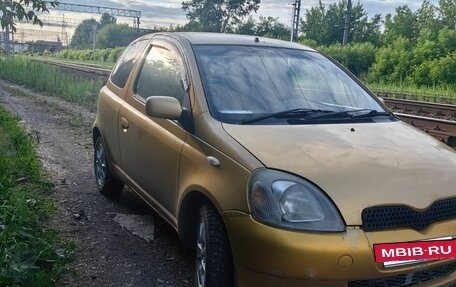 Toyota Vitz, 2000 год, 370 000 рублей, 2 фотография