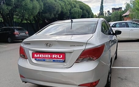 Hyundai Solaris II рестайлинг, 2015 год, 650 000 рублей, 3 фотография