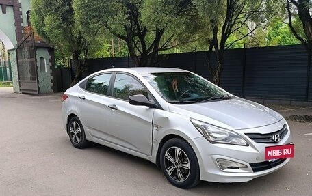 Hyundai Solaris II рестайлинг, 2015 год, 650 000 рублей, 7 фотография