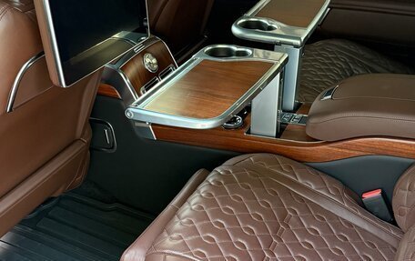 Land Rover Range Rover IV рестайлинг, 2021 год, 17 000 000 рублей, 11 фотография