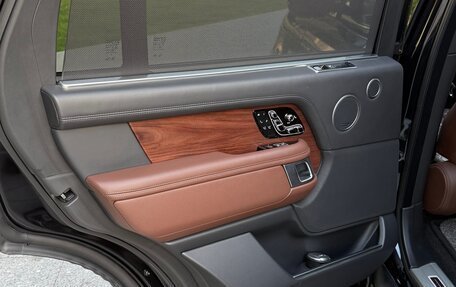 Land Rover Range Rover IV рестайлинг, 2021 год, 17 000 000 рублей, 9 фотография