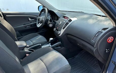 KIA cee'd I рестайлинг, 2010 год, 860 000 рублей, 13 фотография