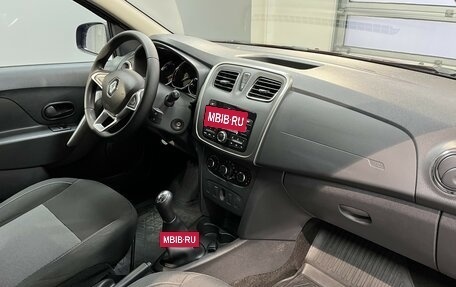 Renault Logan II, 2019 год, 1 250 000 рублей, 12 фотография