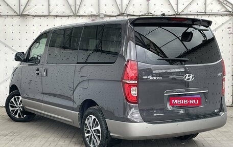 Hyundai Grand Starex Grand Starex I рестайлинг 2, 2020 год, 4 450 000 рублей, 5 фотография