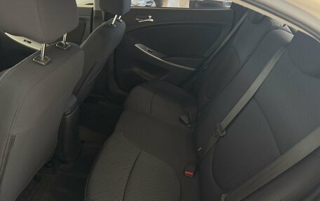 Hyundai Solaris II рестайлинг, 2011 год, 590 000 рублей, 9 фотография