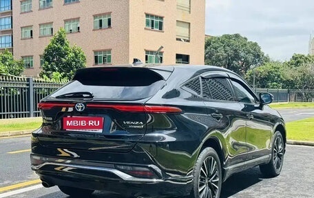Toyota Venza, 2023 год, 3 479 046 рублей, 3 фотография