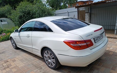 Mercedes-Benz E-Класс, 2011 год, 1 300 000 рублей, 12 фотография
