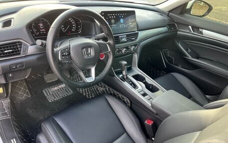 Honda Accord IX рестайлинг, 2022 год, 2 380 000 рублей, 8 фотография