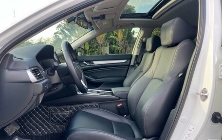 Honda Accord IX рестайлинг, 2022 год, 2 380 000 рублей, 7 фотография