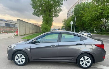 Hyundai Solaris II рестайлинг, 2015 год, 735 000 рублей, 3 фотография
