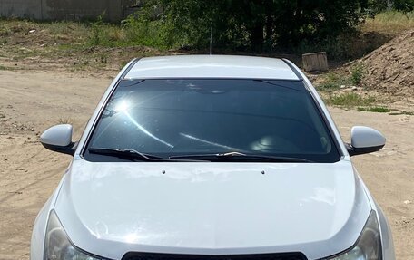 Chevrolet Cruze II, 2010 год, 629 000 рублей, 2 фотография