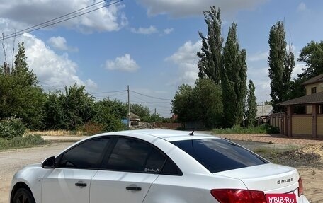 Chevrolet Cruze II, 2010 год, 629 000 рублей, 7 фотография