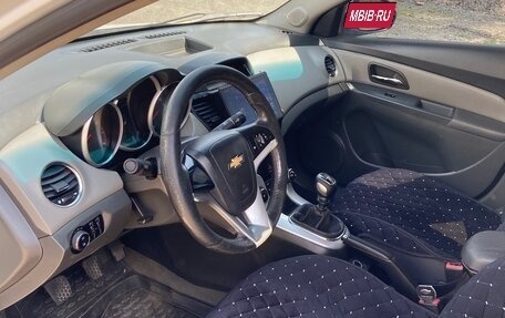 Chevrolet Cruze II, 2010 год, 629 000 рублей, 20 фотография