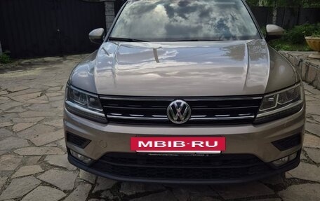 Volkswagen Tiguan II, 2020 год, 2 900 000 рублей, 3 фотография