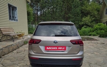 Volkswagen Tiguan II, 2020 год, 2 900 000 рублей, 5 фотография