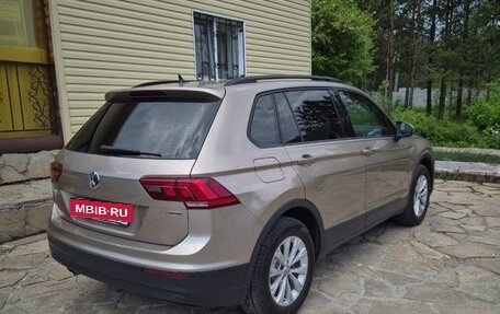 Volkswagen Tiguan II, 2020 год, 2 900 000 рублей, 6 фотография