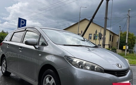 Toyota Wish II, 2012 год, 1 299 000 рублей, 4 фотография