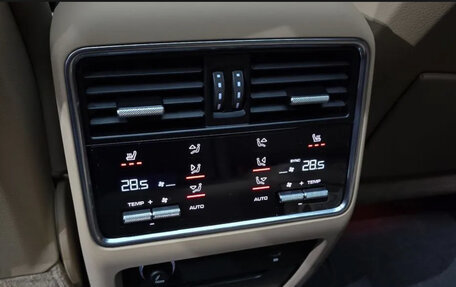 Porsche Cayenne III, 2022 год, 10 807 700 рублей, 15 фотография
