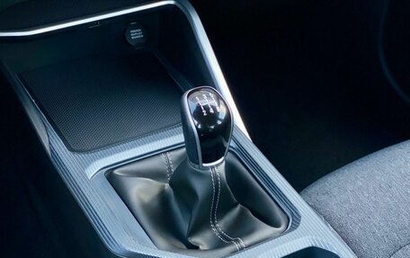 Geely Emgrand, 2024 год, 1 640 000 рублей, 19 фотография