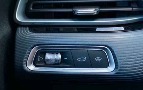 Geely Emgrand, 2024 год, 1 640 000 рублей, 27 фотография