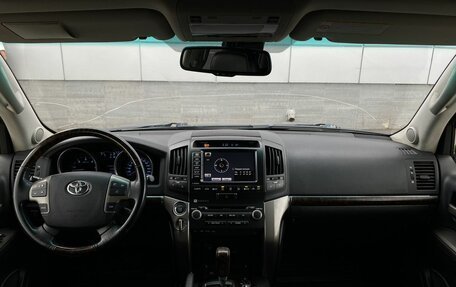 Toyota Land Cruiser 200, 2011 год, 2 999 000 рублей, 11 фотография
