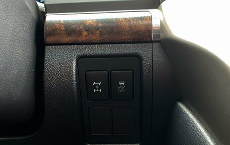 Toyota Land Cruiser 200, 2011 год, 2 999 000 рублей, 18 фотография