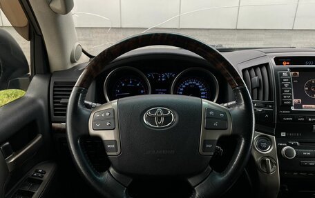 Toyota Land Cruiser 200, 2011 год, 2 999 000 рублей, 14 фотография