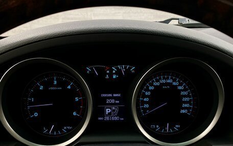 Toyota Land Cruiser 200, 2011 год, 2 999 000 рублей, 31 фотография