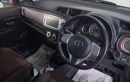 Toyota Vitz, 2011 год, 939 000 рублей, 8 фотография