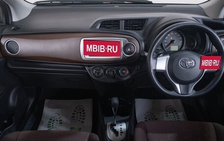 Toyota Vitz, 2011 год, 939 000 рублей, 10 фотография