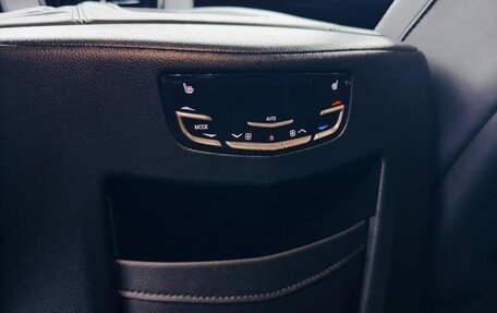 Cadillac Escalade IV, 2016 год, 3 300 000 рублей, 4 фотография